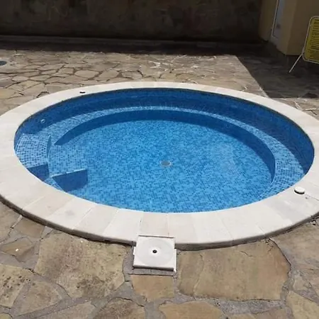 пролет Guest house