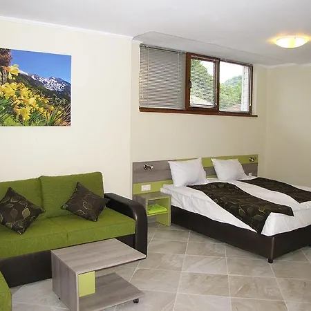 Guest house пролет *